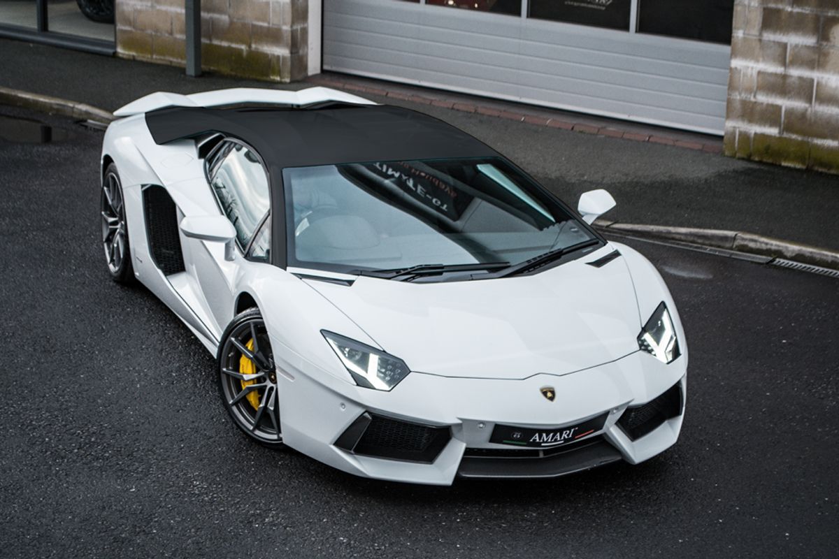 LAMBORGHINI AVENTADOR COUPE LP 700-4 ISR