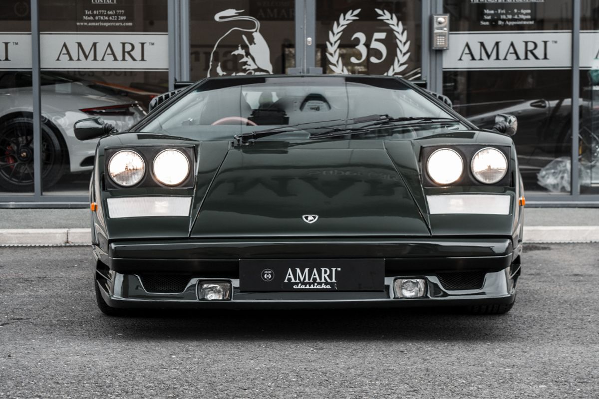 LAMBORGHINI Countach 25th Anniversary