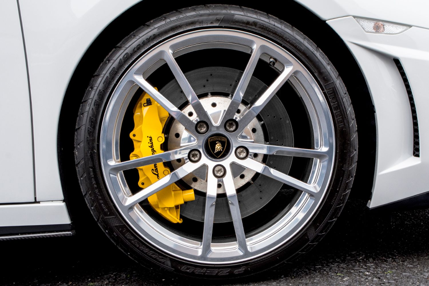 LAMBORGHINI LP570-4 Gallardo Spyder Performante E-Gear