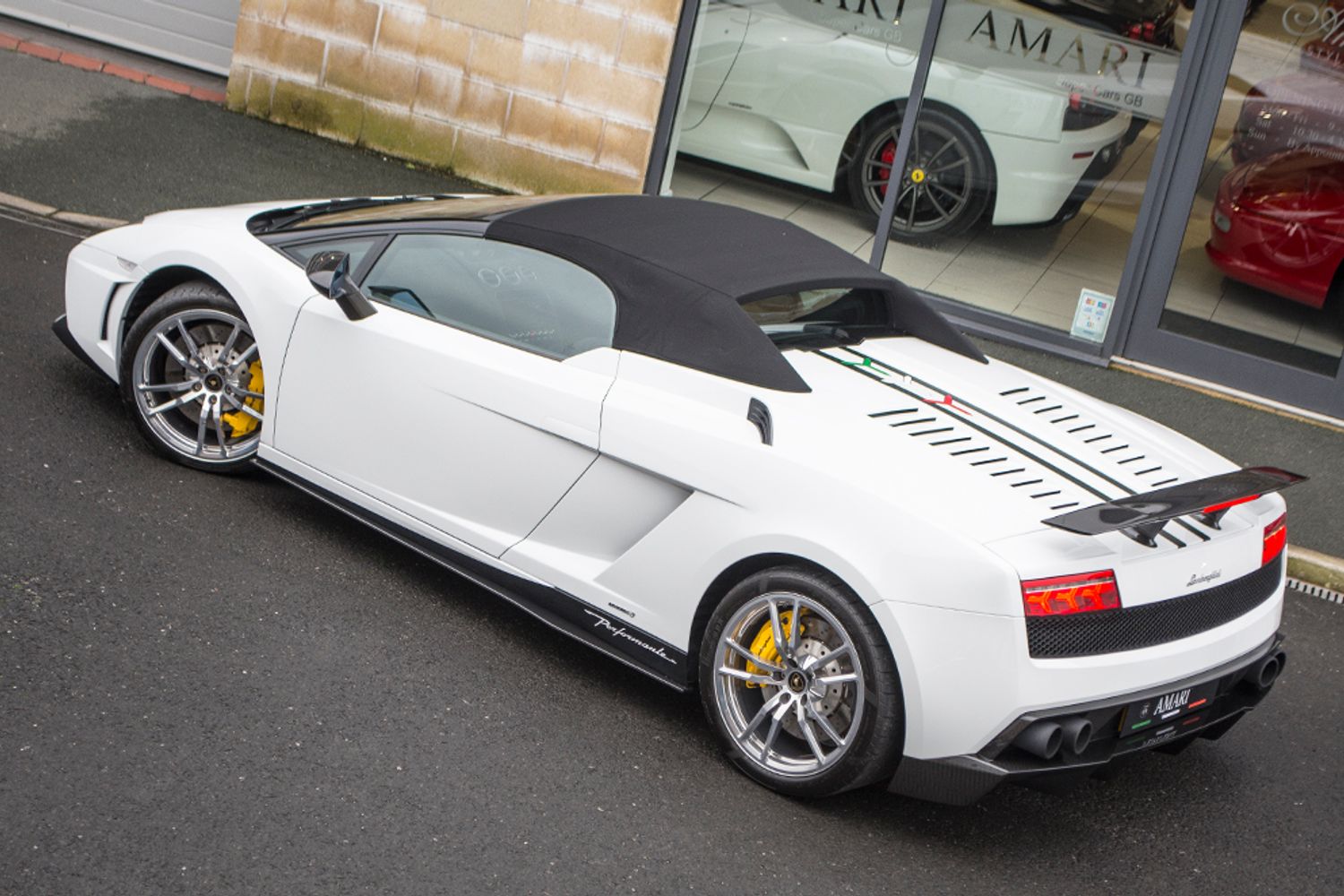 LAMBORGHINI LP570-4 Gallardo Spyder Performante E-Gear