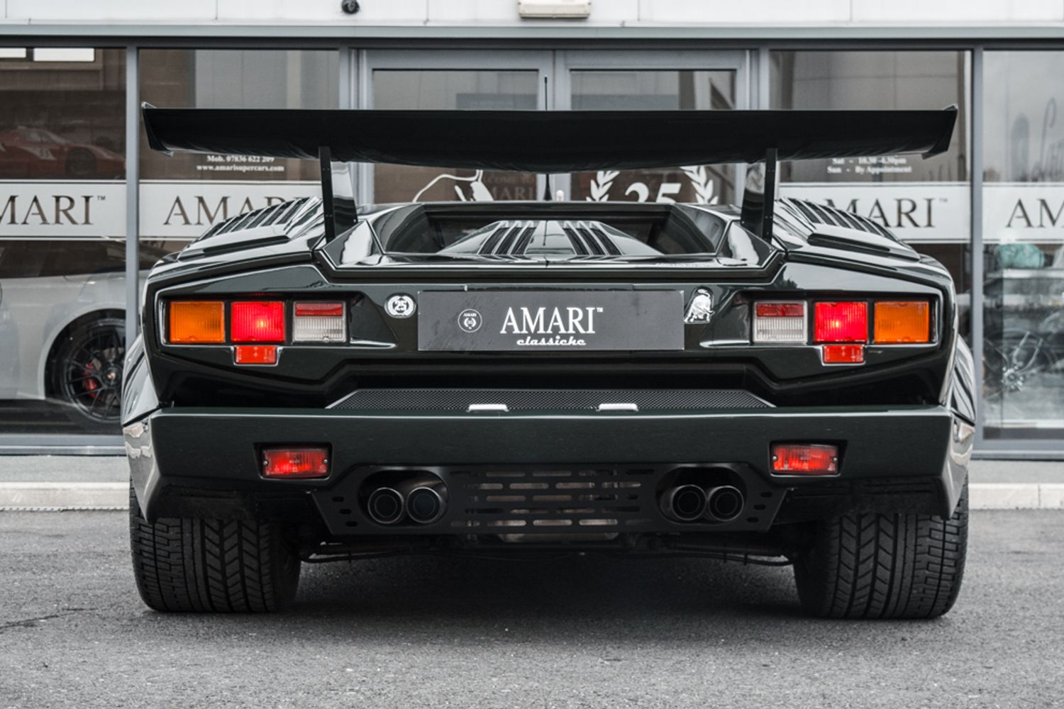 LAMBORGHINI Countach 25th Anniversary
