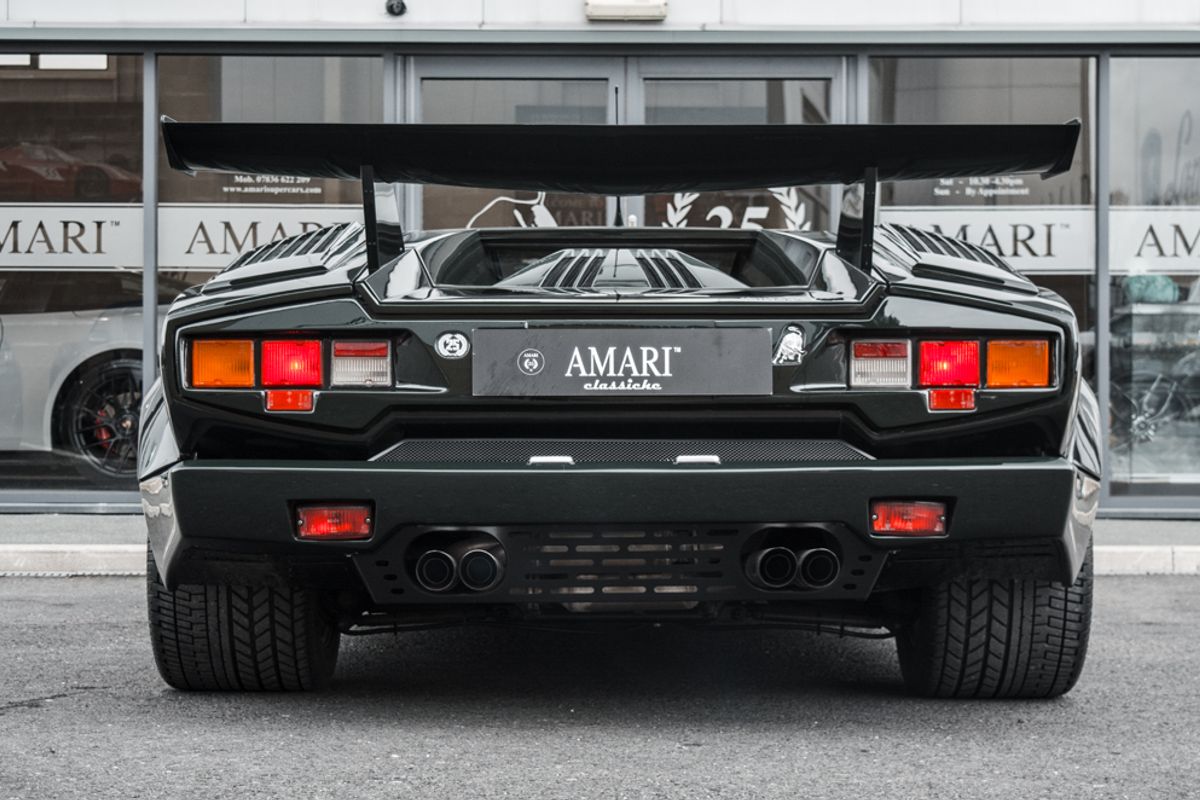 LAMBORGHINI Countach 25th Anniversary
