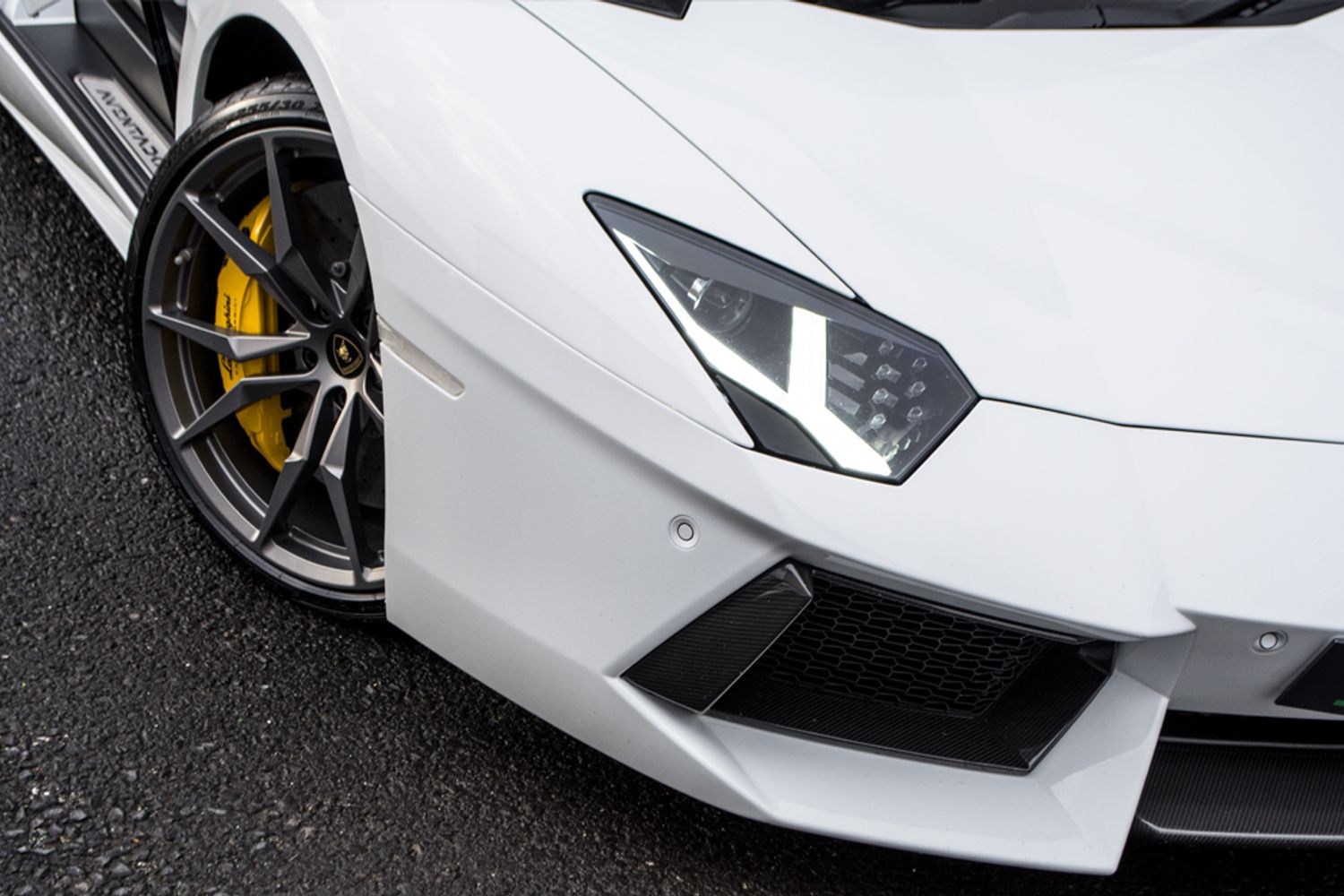 LAMBORGHINI AVENTADOR COUPE LP 700-4 ISR