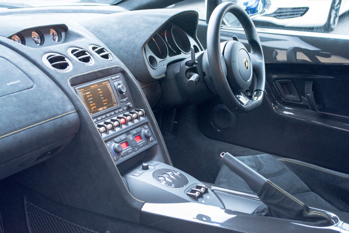 LAMBORGHINI LP570-4 Gallardo Spyder Performante E-Gear