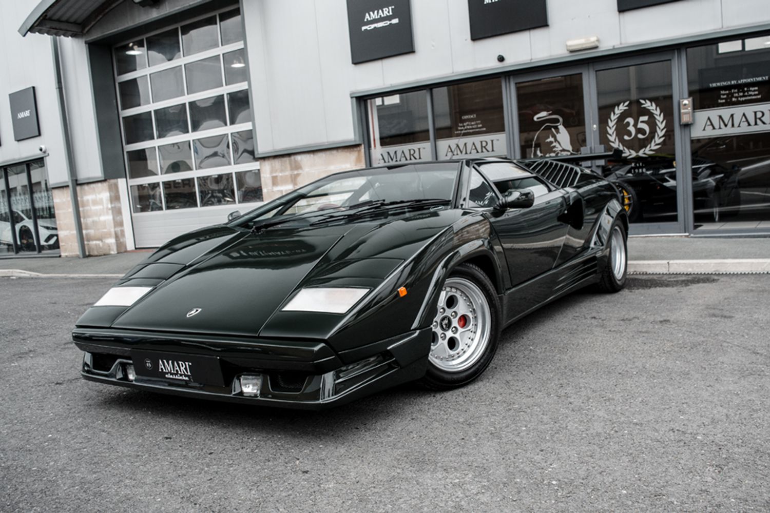 LAMBORGHINI Countach 25th Anniversary