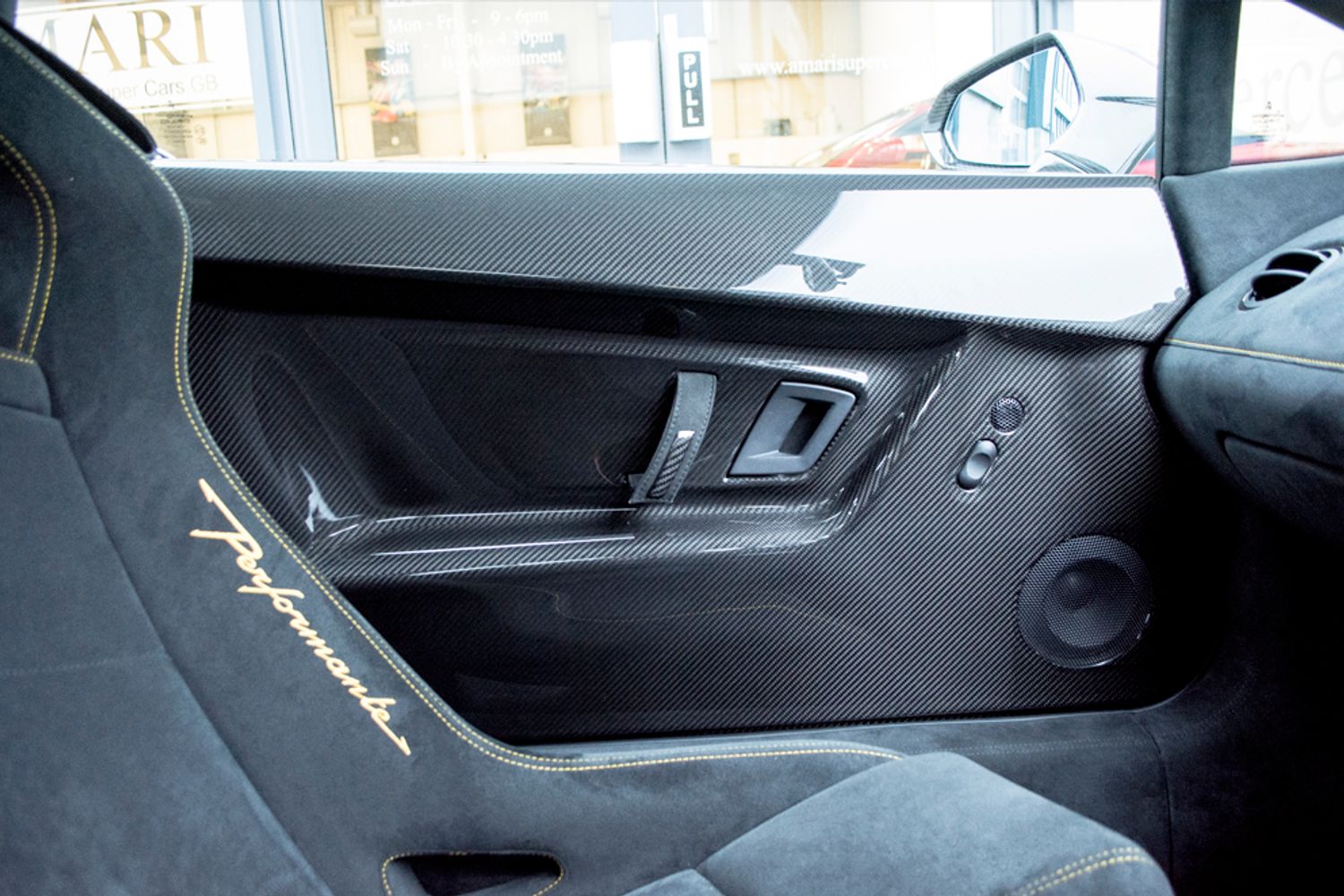 LAMBORGHINI LP570-4 Gallardo Spyder Performante E-Gear