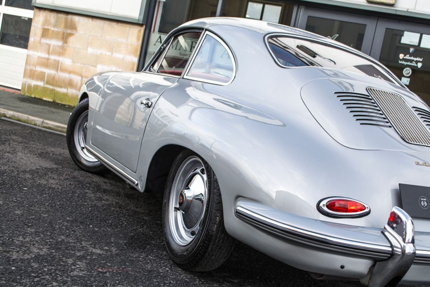 PORSCHE 356 B Series