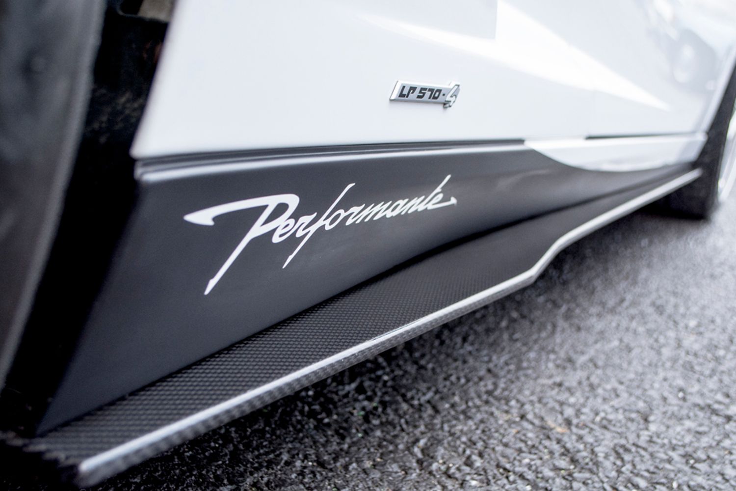 LAMBORGHINI LP570-4 Gallardo Spyder Performante E-Gear