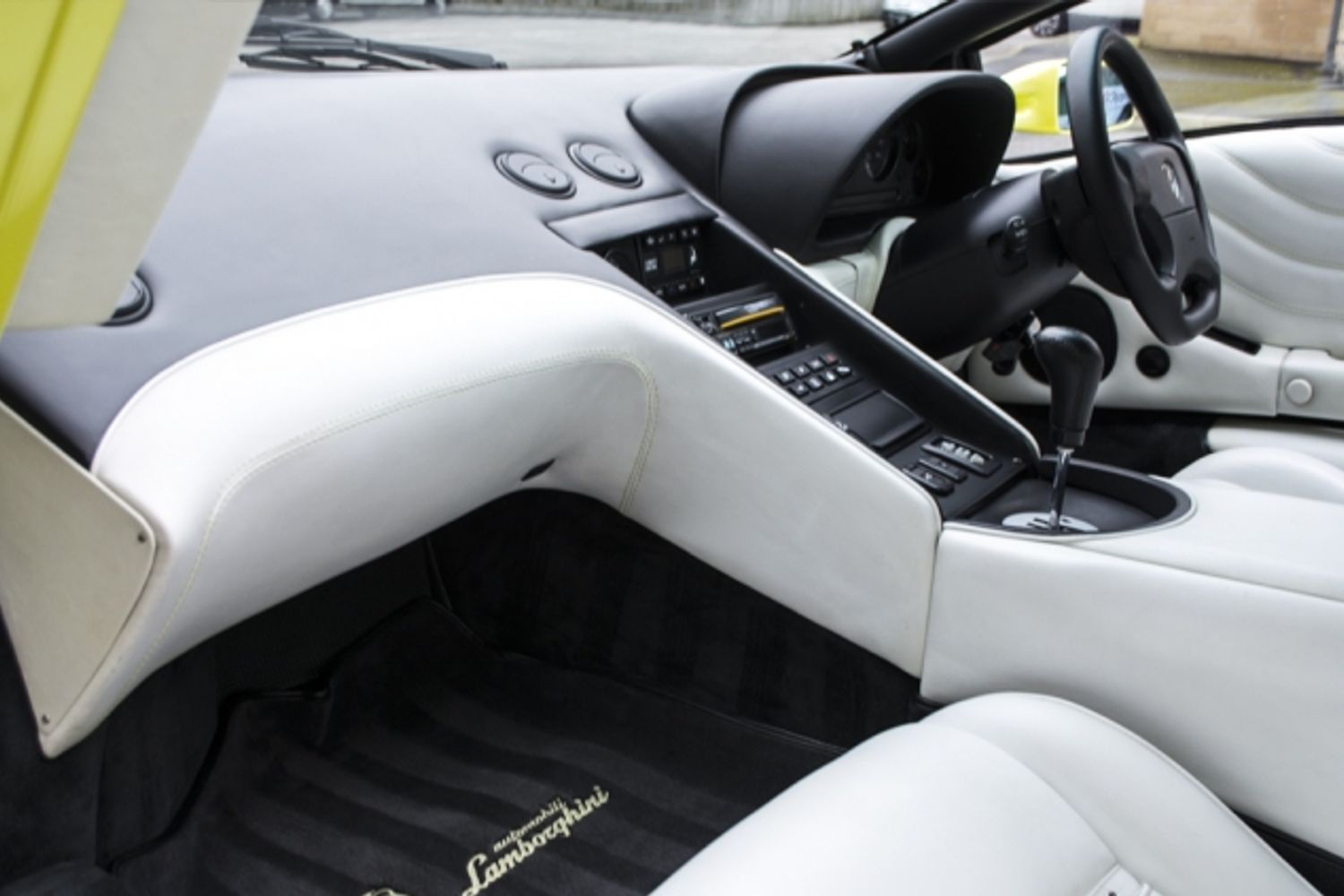LAMBORGHINI DIABLO VT Coupe