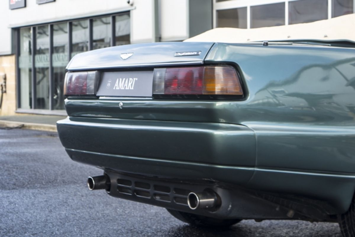 ASTON MARTIN VIRAGE CONVERTIBLE Volante Auto
