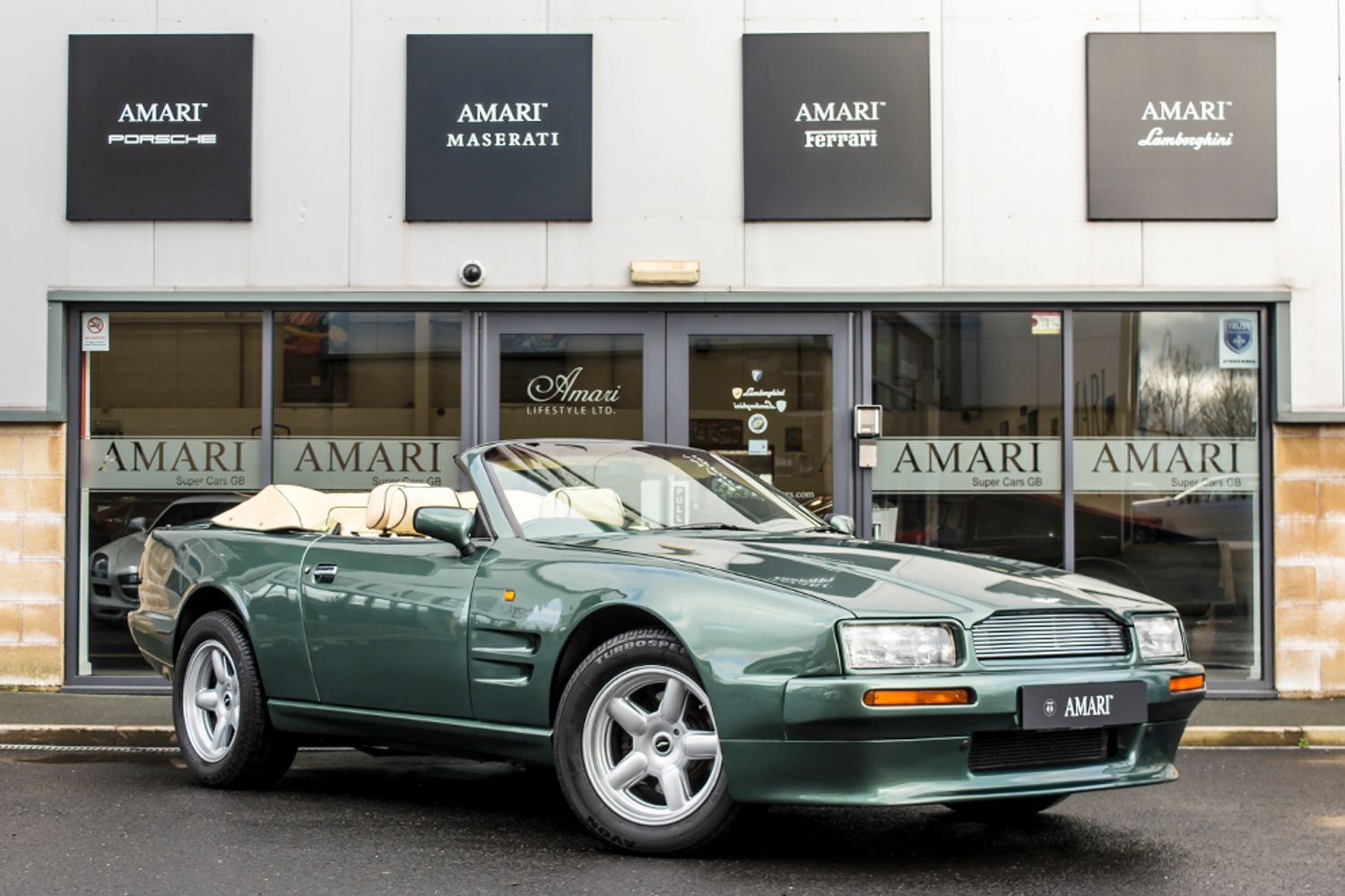 ASTON MARTIN VIRAGE CONVERTIBLE Volante Auto