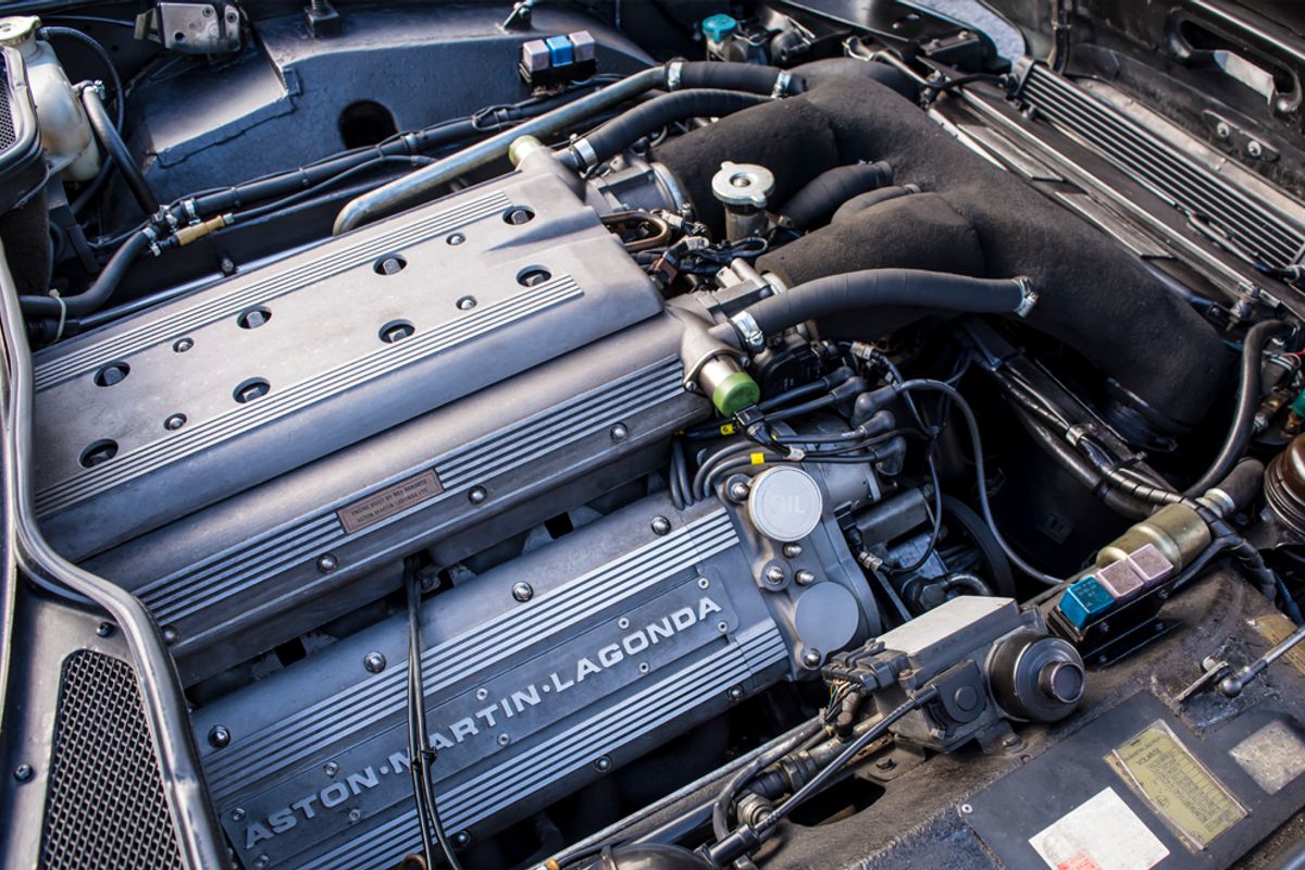 ASTON MARTIN VIRAGE CONVERTIBLE Volante Auto