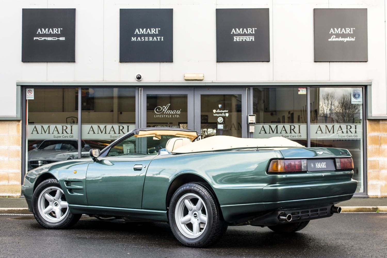 ASTON MARTIN VIRAGE CONVERTIBLE Volante Auto