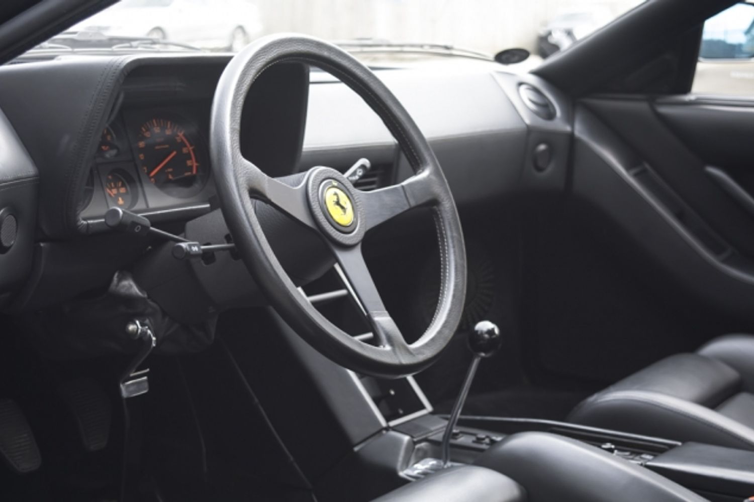 FERRARI TESTAROSSA COUPE 2dr