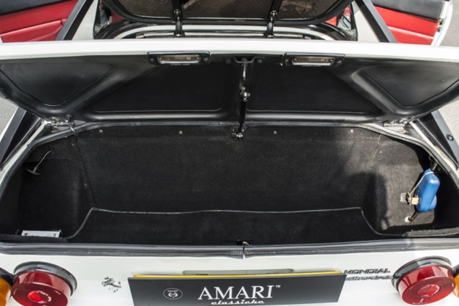 FERRARI MONDIAL COUPE QV