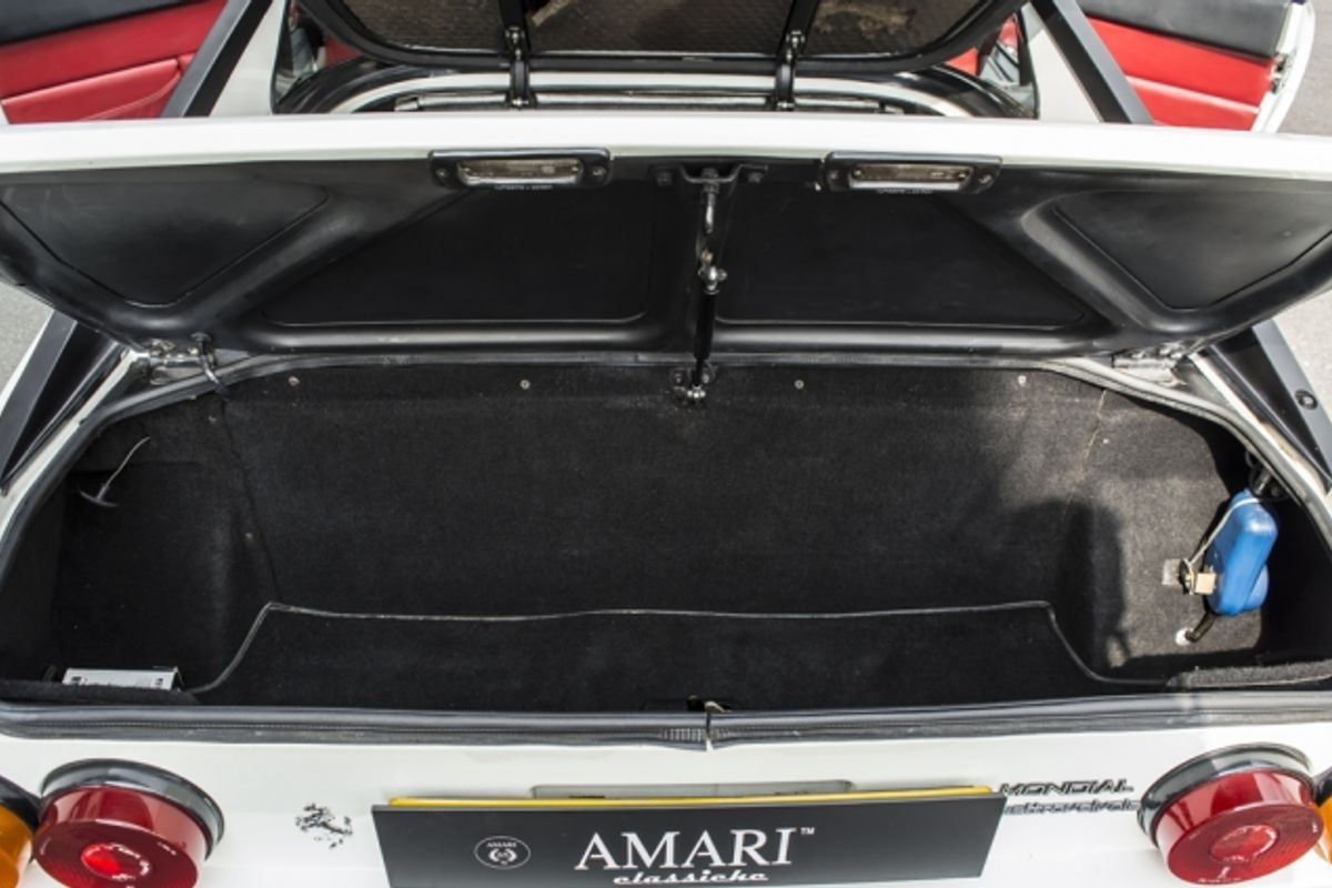 FERRARI MONDIAL COUPE QV