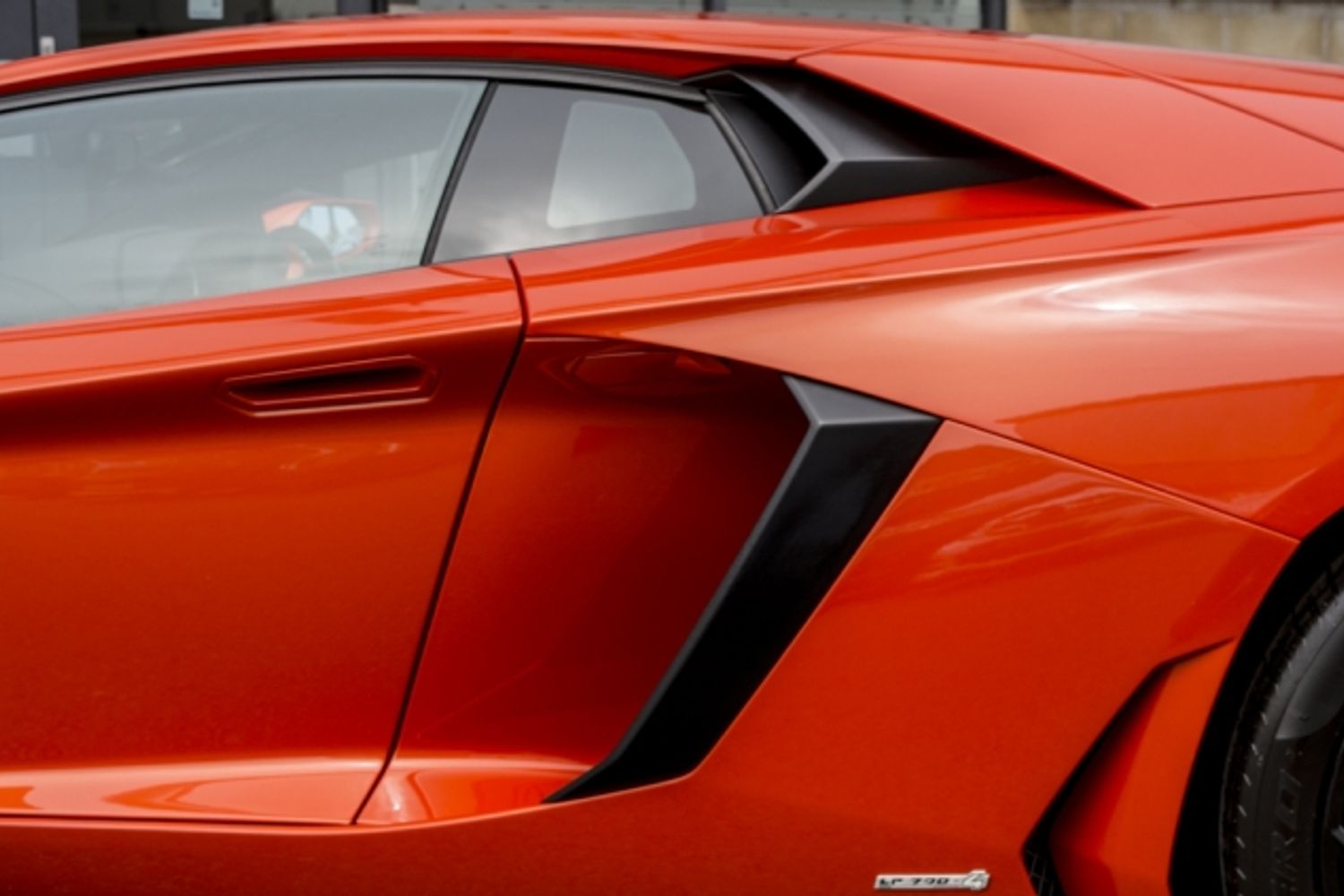 LAMBORGHINI AVENTADOR COUPE LP 700-4 ISR