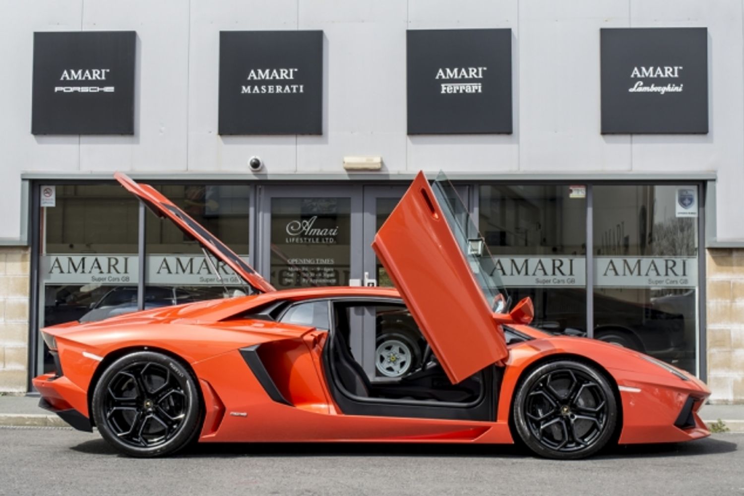 LAMBORGHINI AVENTADOR COUPE LP 700-4 ISR