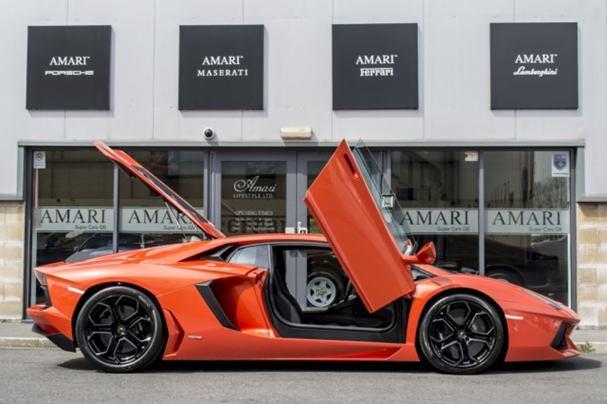 LAMBORGHINI AVENTADOR COUPE LP 700-4 ISR