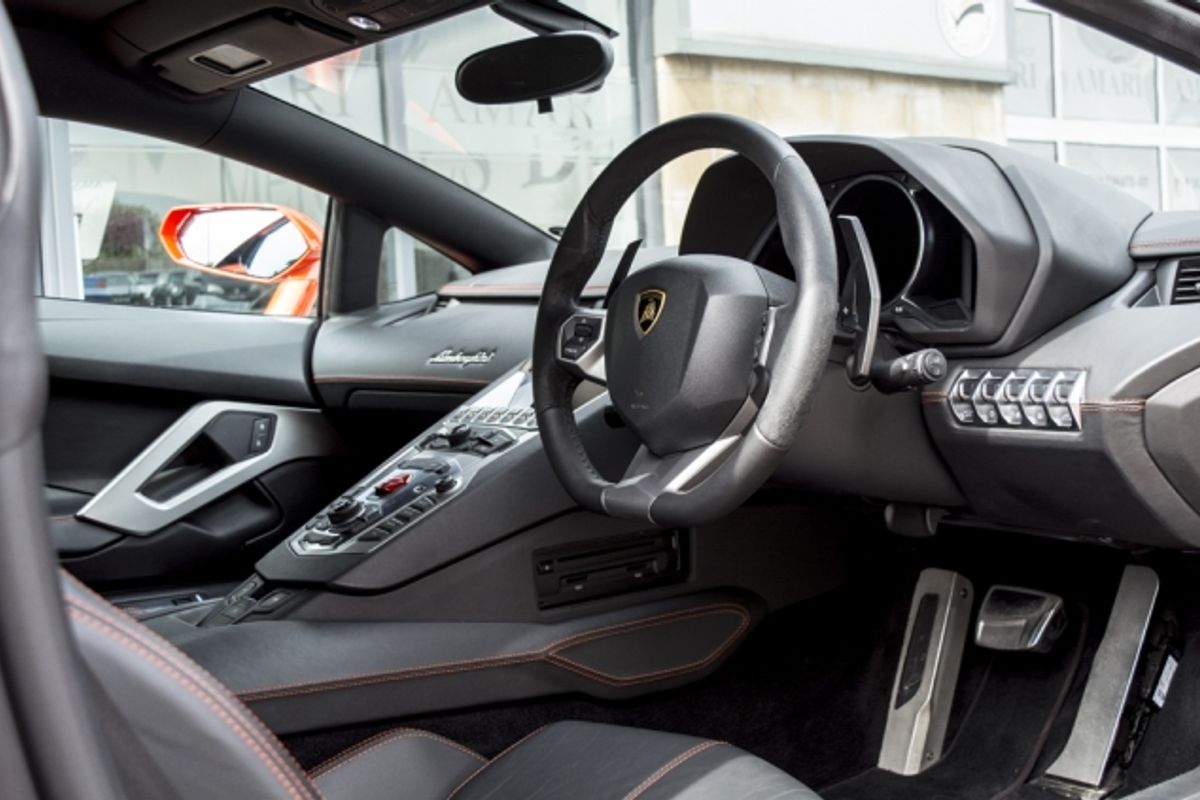 LAMBORGHINI AVENTADOR COUPE LP 700-4 ISR