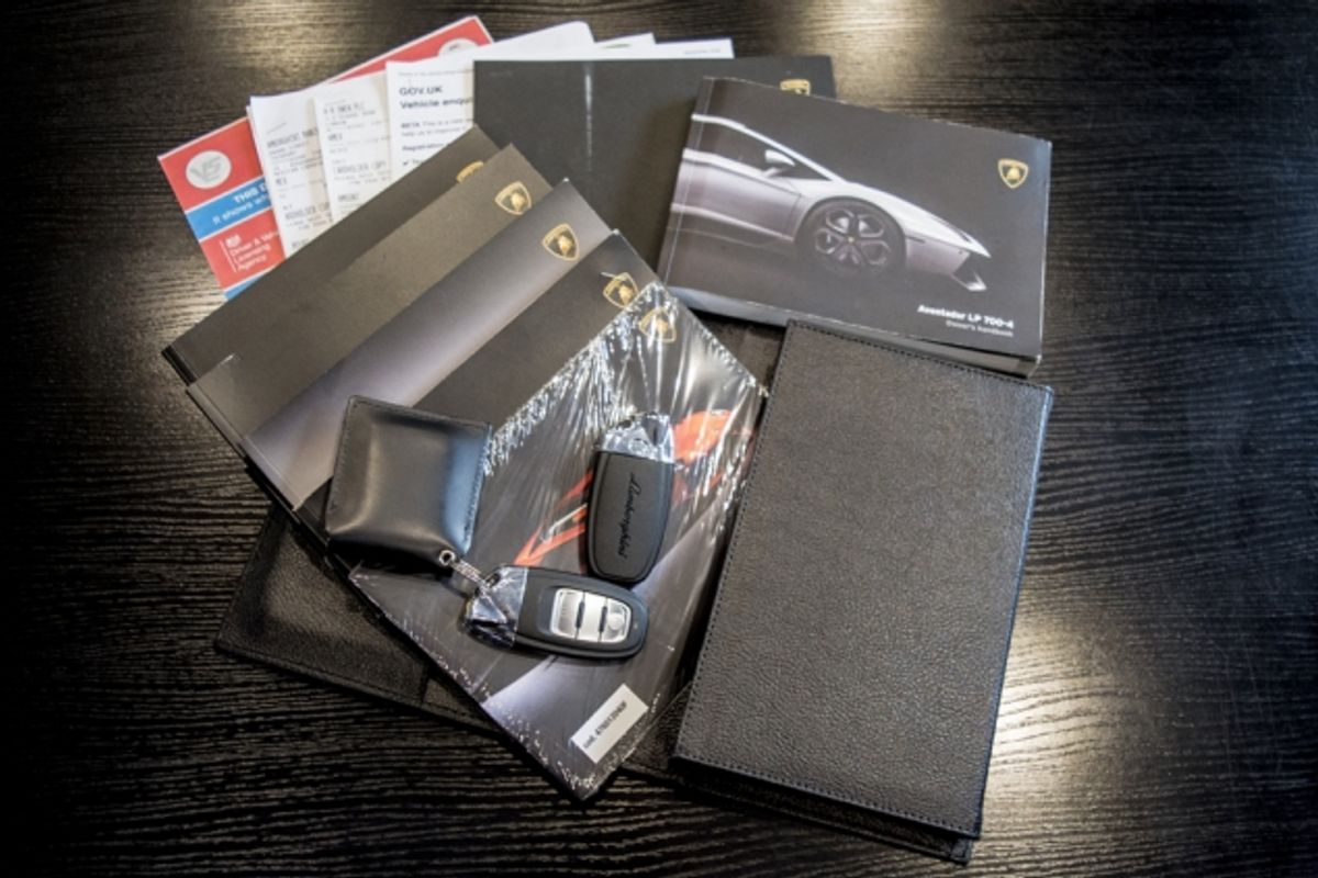 LAMBORGHINI AVENTADOR COUPE LP 700-4 ISR