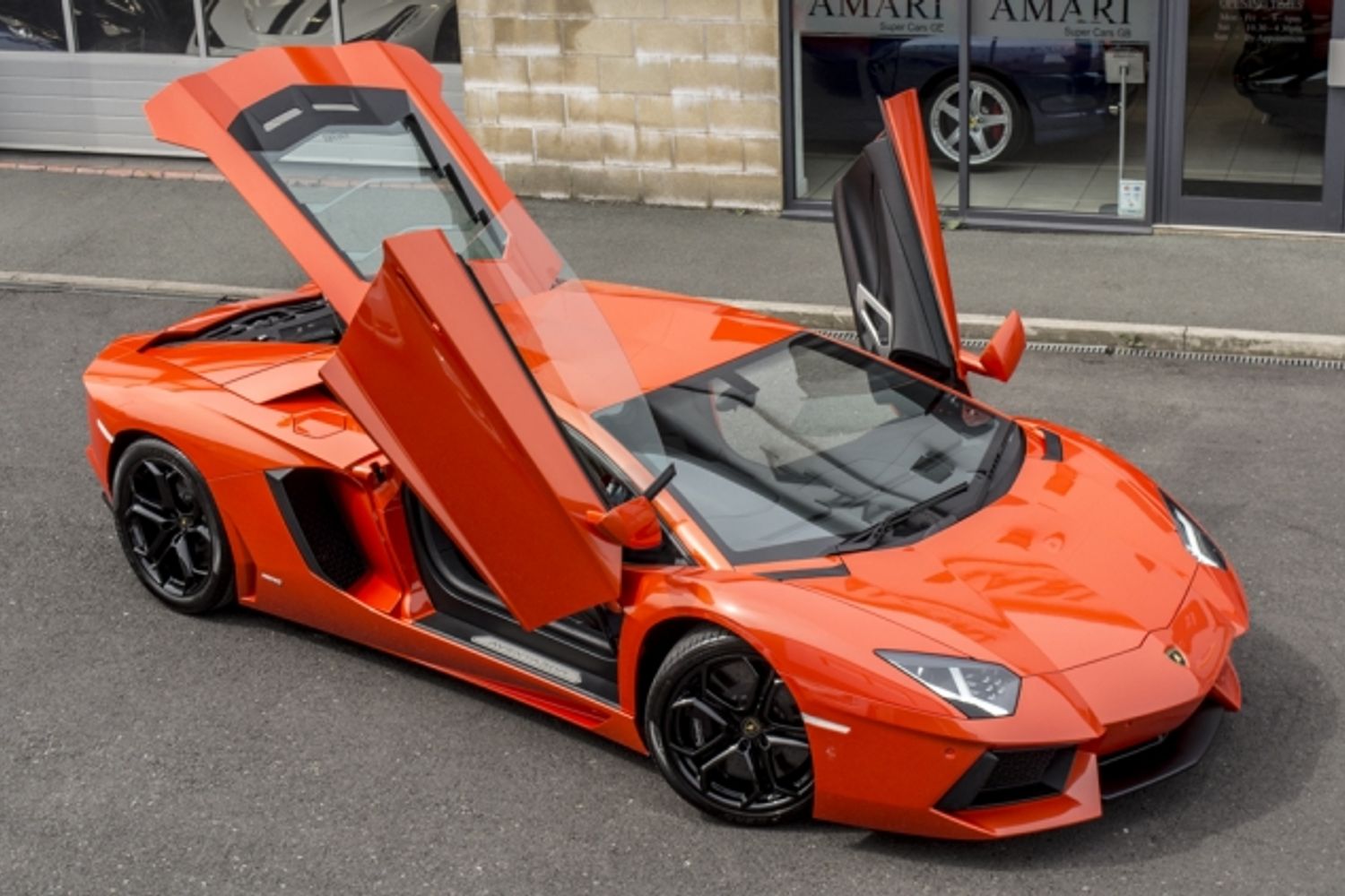LAMBORGHINI AVENTADOR COUPE LP 700-4 ISR