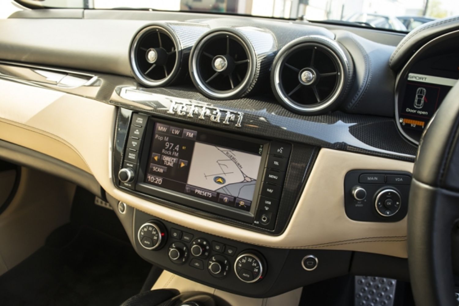 FERRARI FF COUPE 2dr Auto [HELE]
