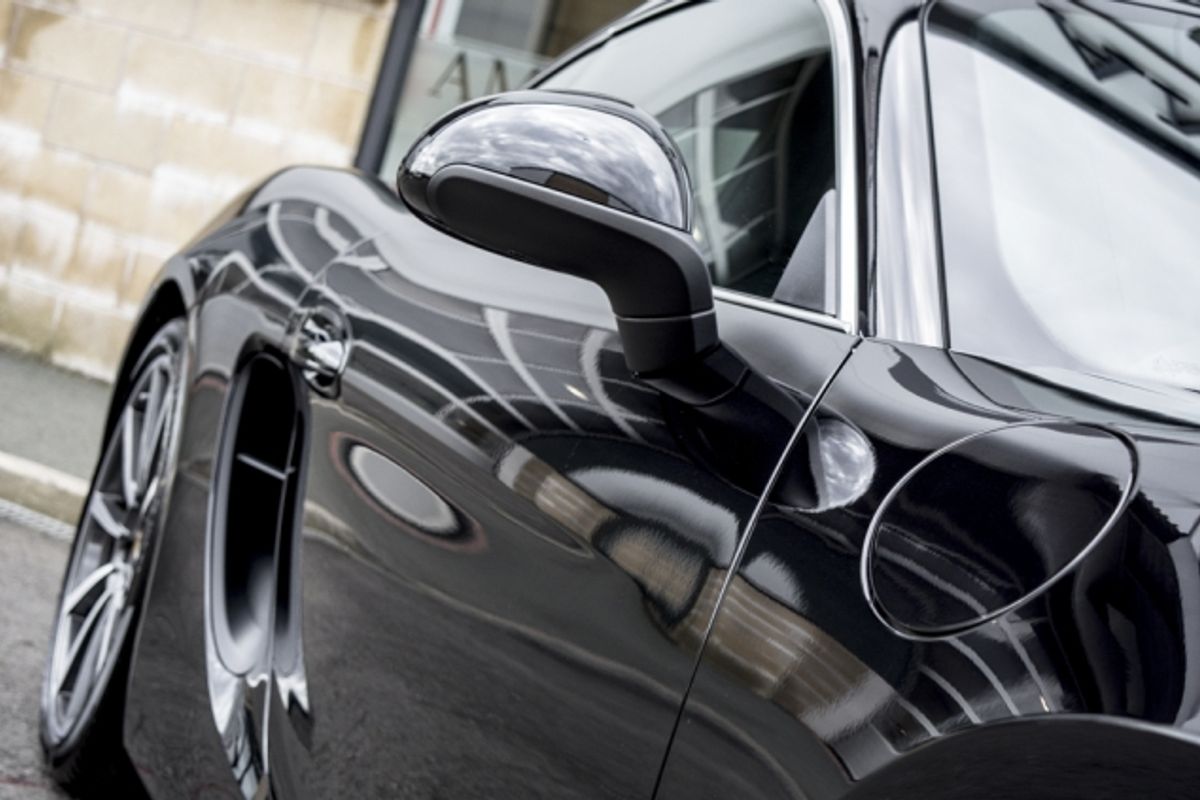 PORSCHE Cayman Coupe Special Edition Black Edition PDK