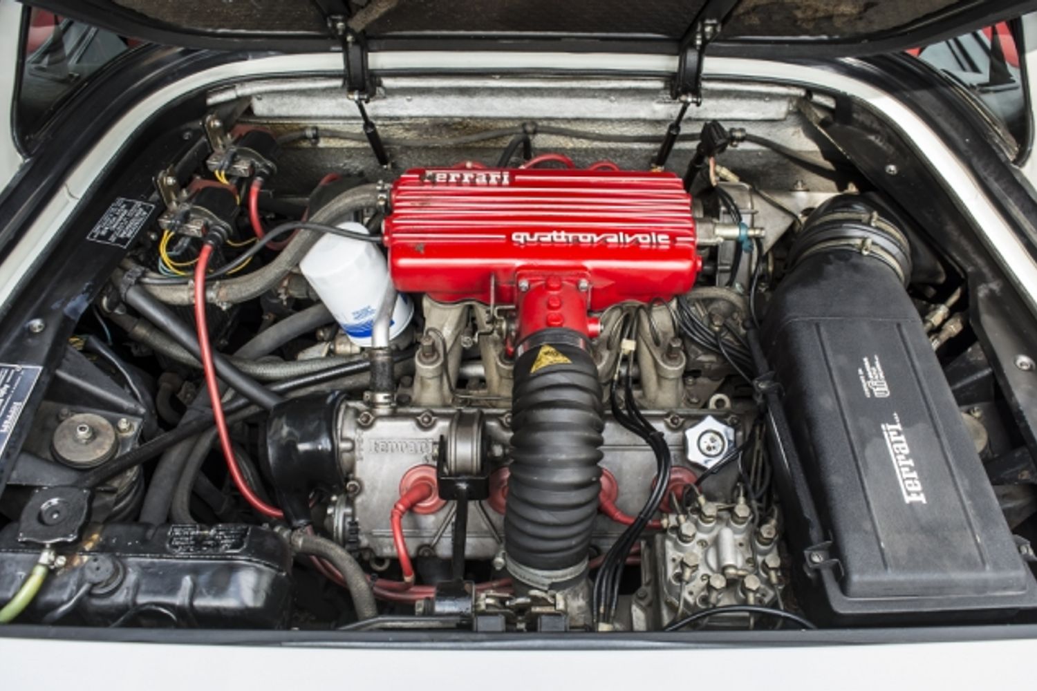 FERRARI MONDIAL COUPE QV