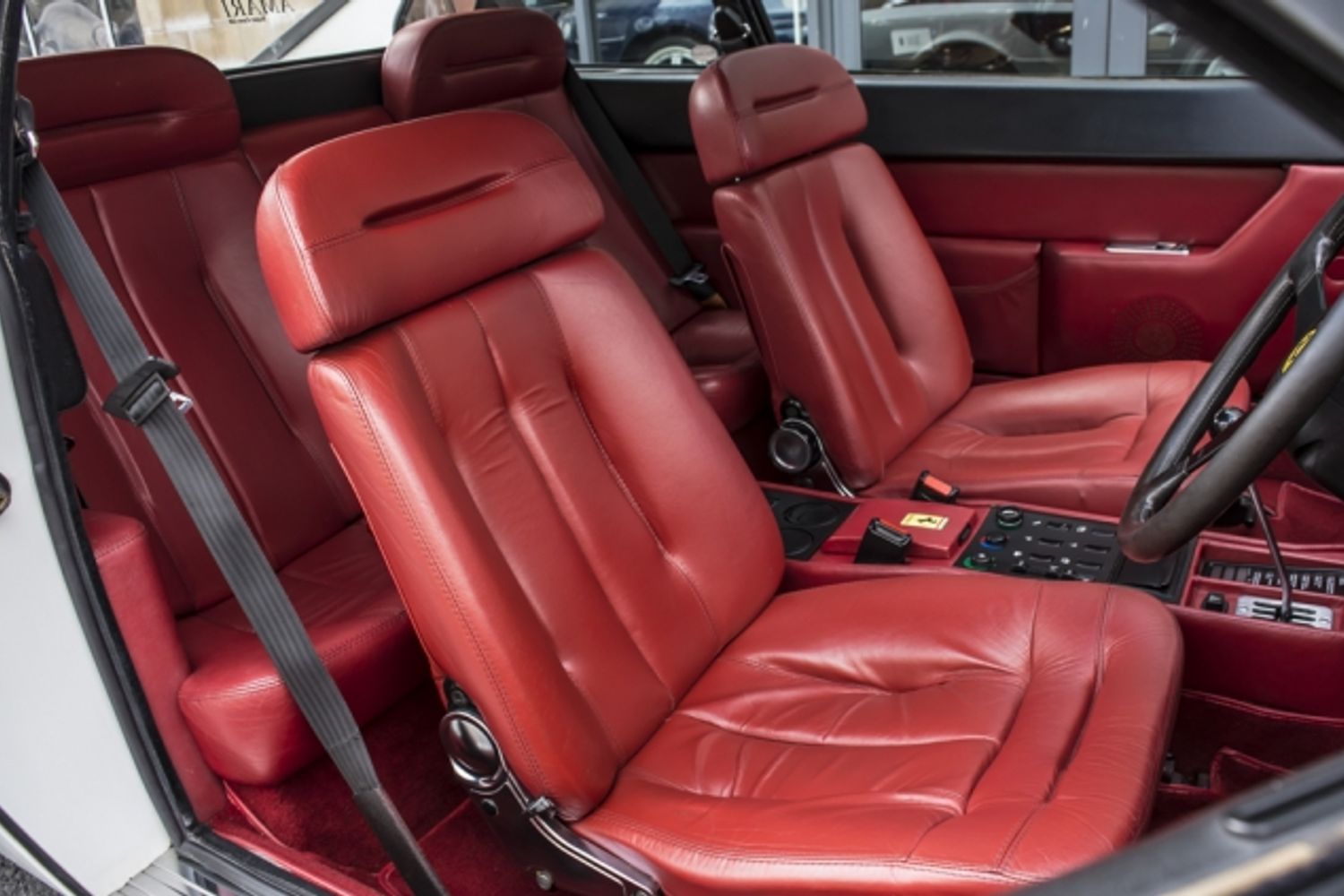 FERRARI MONDIAL COUPE QV
