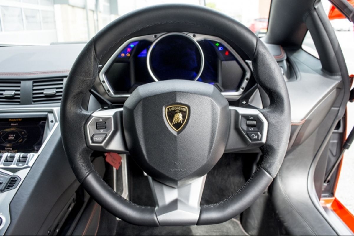 LAMBORGHINI AVENTADOR COUPE LP 700-4 ISR