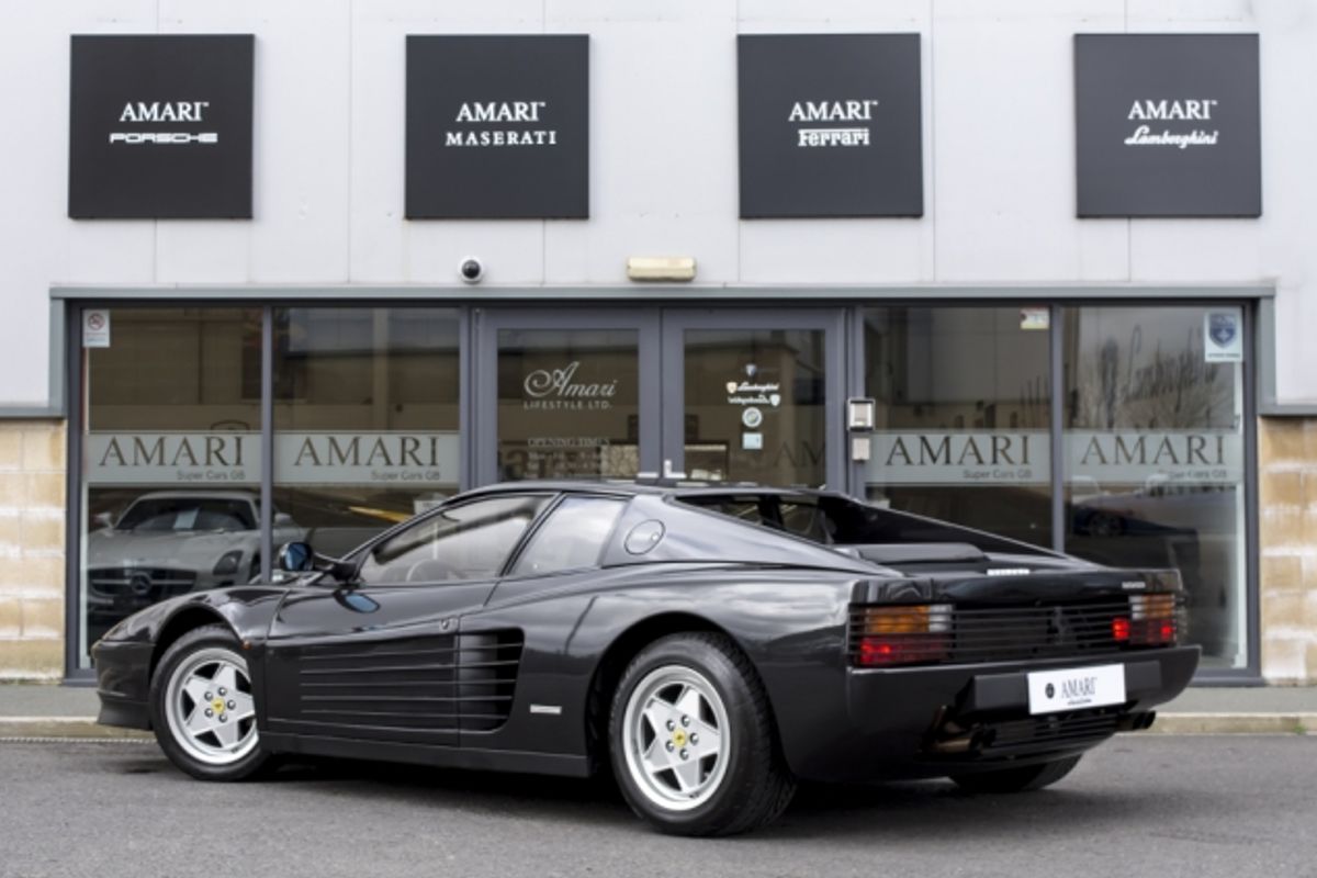 FERRARI TESTAROSSA COUPE 2dr