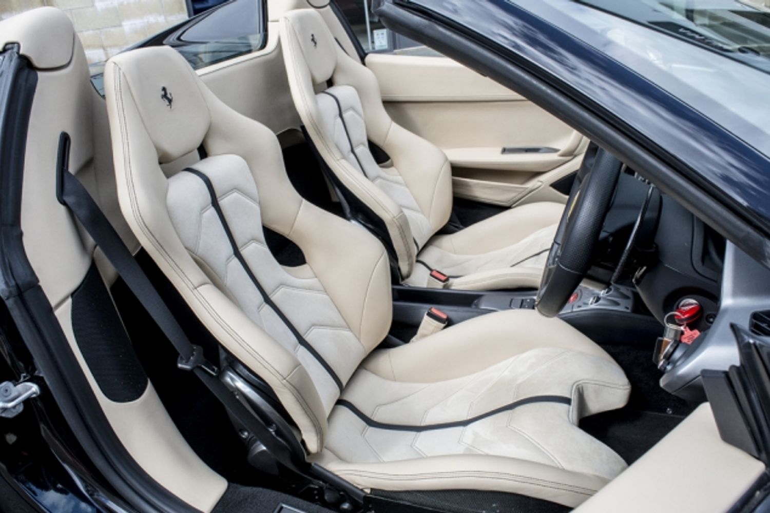 FERRARI 458 CONVERTIBLE Spider Auto
