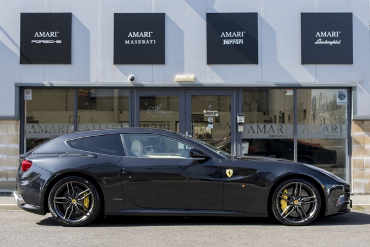 FERRARI FF COUPE 2dr Auto [HELE]