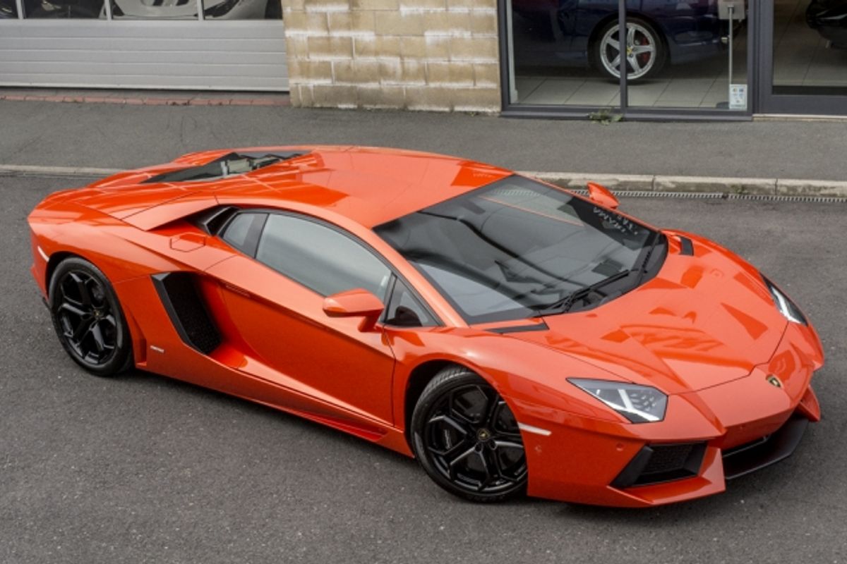 LAMBORGHINI AVENTADOR COUPE LP 700-4 ISR