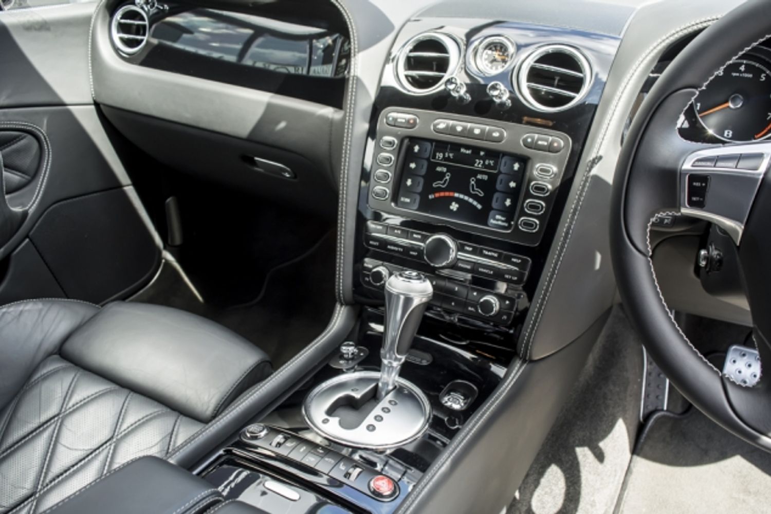 BENTLEY CONTINENTAL GT COUPE 6.0 W12 Auto