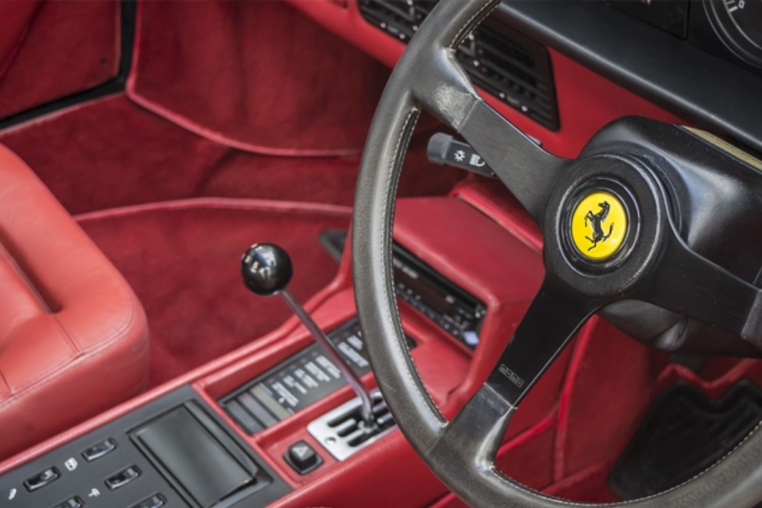 FERRARI MONDIAL COUPE QV