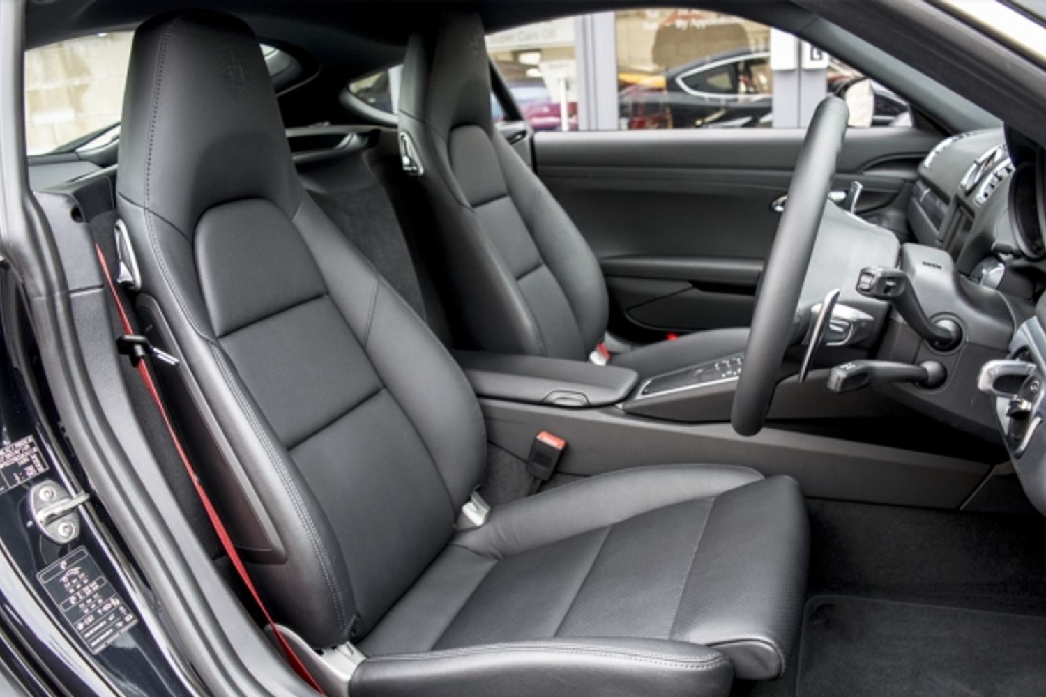 PORSCHE Cayman Coupe Special Edition Black Edition PDK