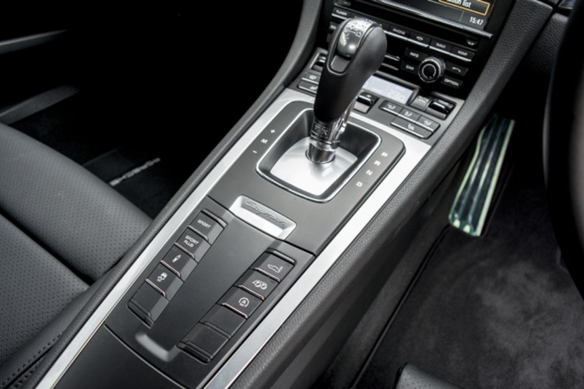 PORSCHE Cayman Coupe Special Edition Black Edition PDK