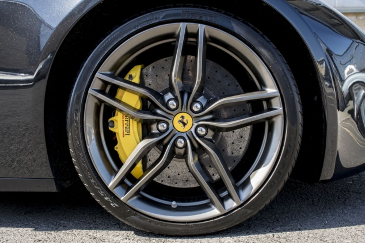 FERRARI FF COUPE 2dr Auto [HELE]