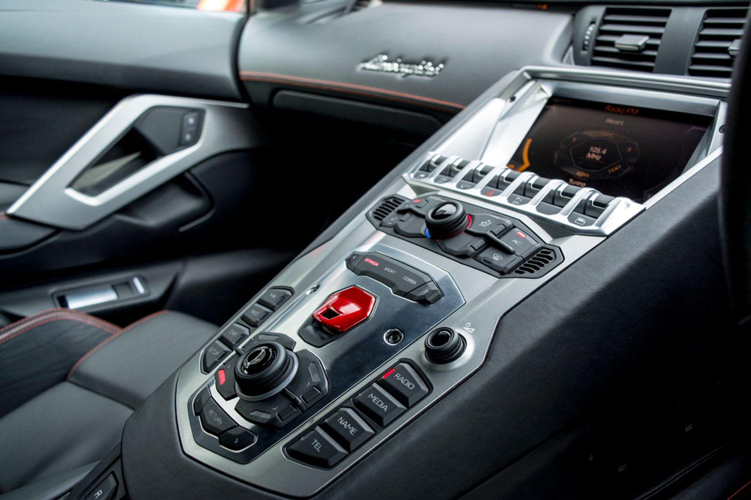 LAMBORGHINI AVENTADOR COUPE LP 700-4 ISR
