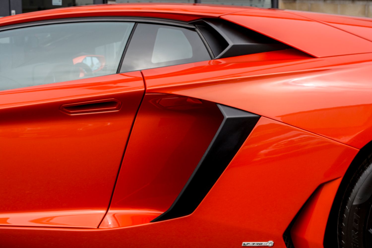 LAMBORGHINI AVENTADOR COUPE LP 700-4 ISR