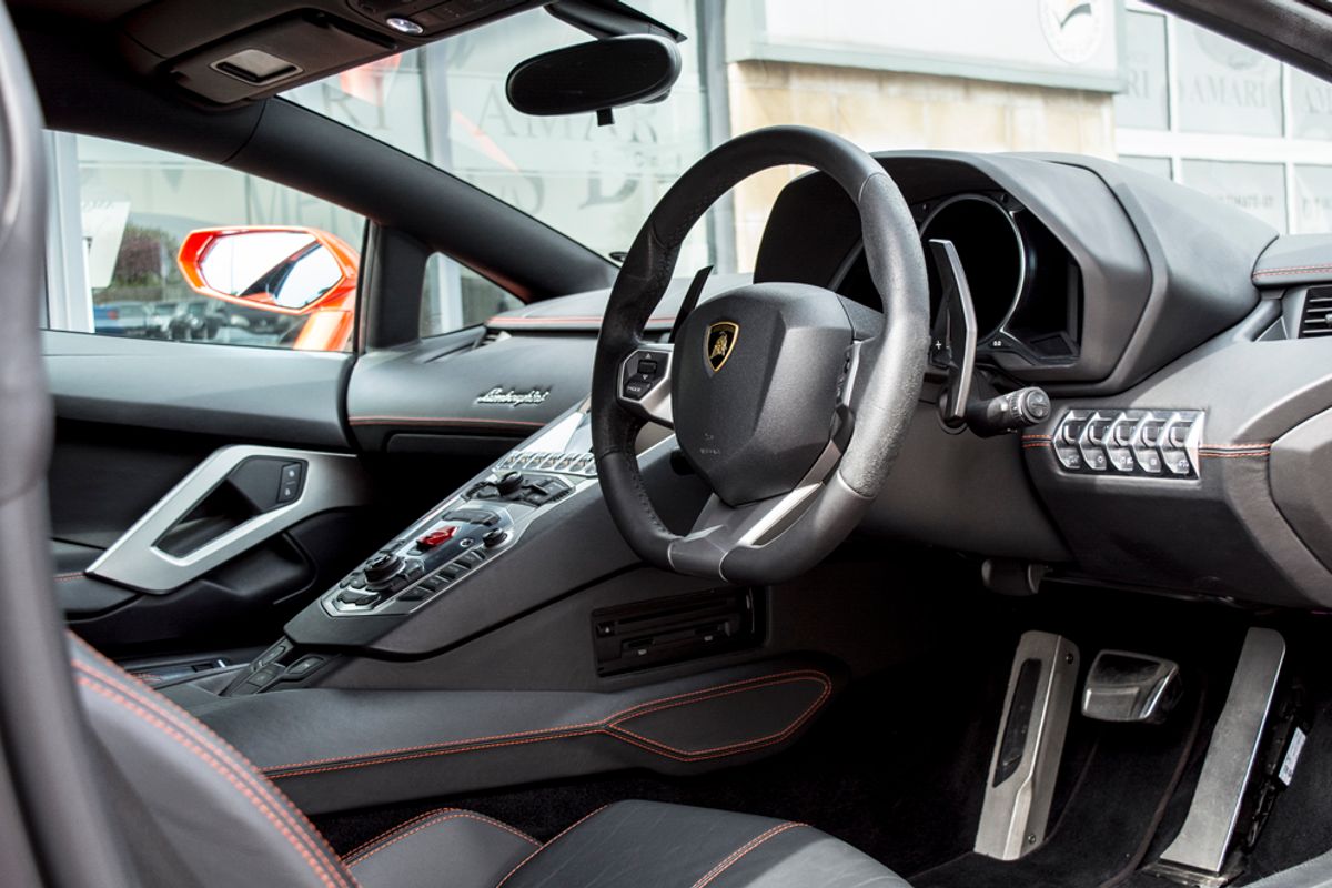 LAMBORGHINI AVENTADOR COUPE LP 700-4 ISR
