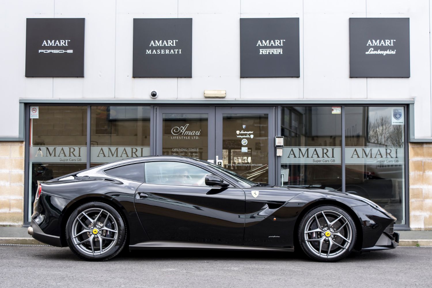 FERRARI F12 BERLINETTA COUPE 2dr Auto