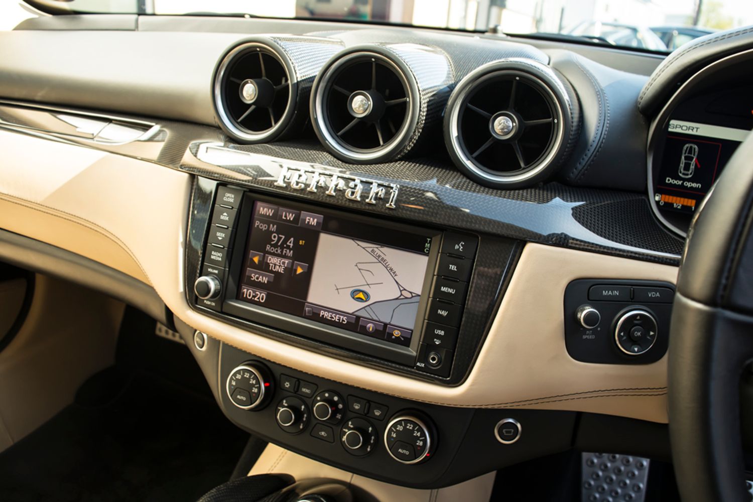 FERRARI FF COUPE 2dr Auto [HELE]