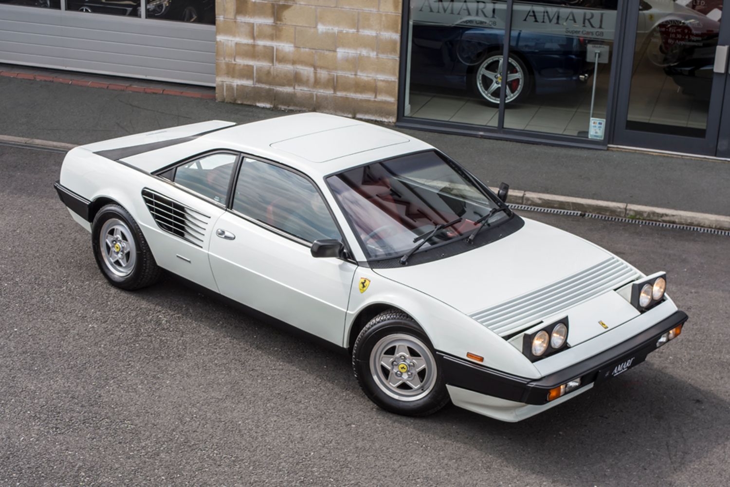 FERRARI MONDIAL COUPE QV