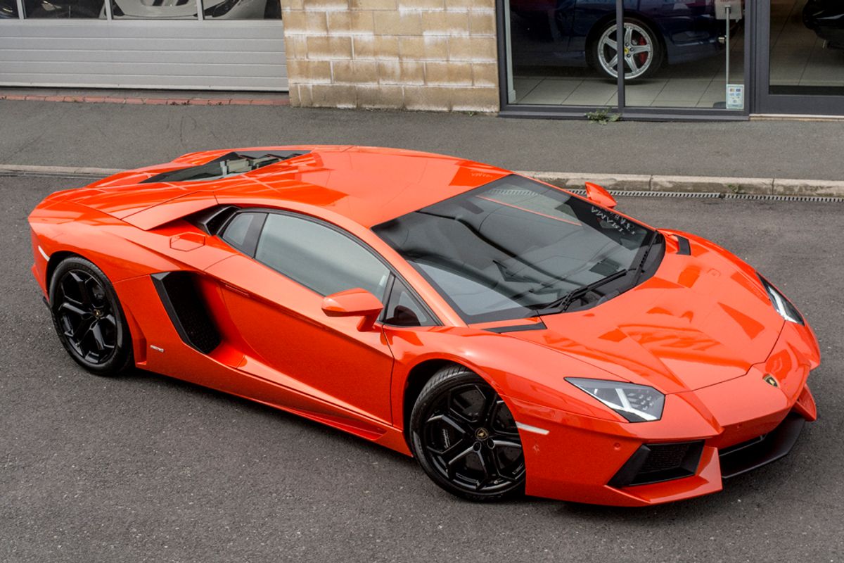 LAMBORGHINI AVENTADOR COUPE LP 700-4 ISR