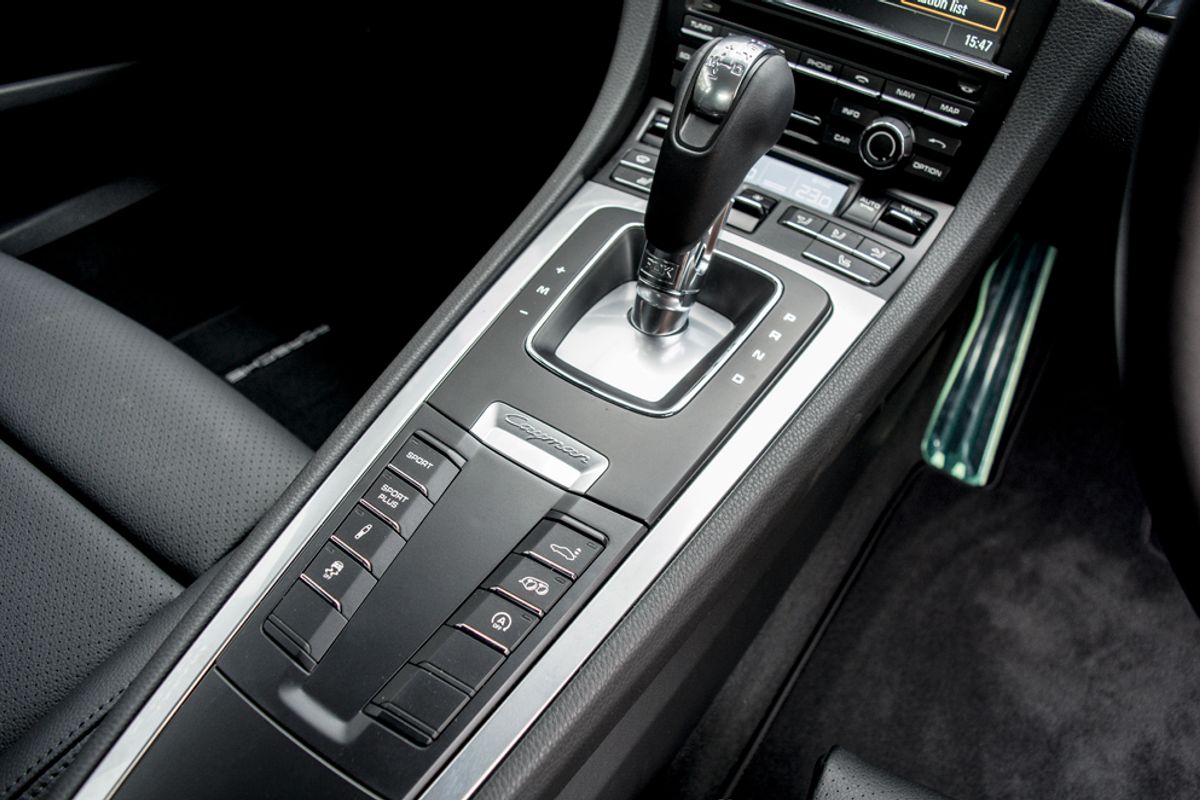 PORSCHE Cayman Coupe Special Edition Black Edition PDK