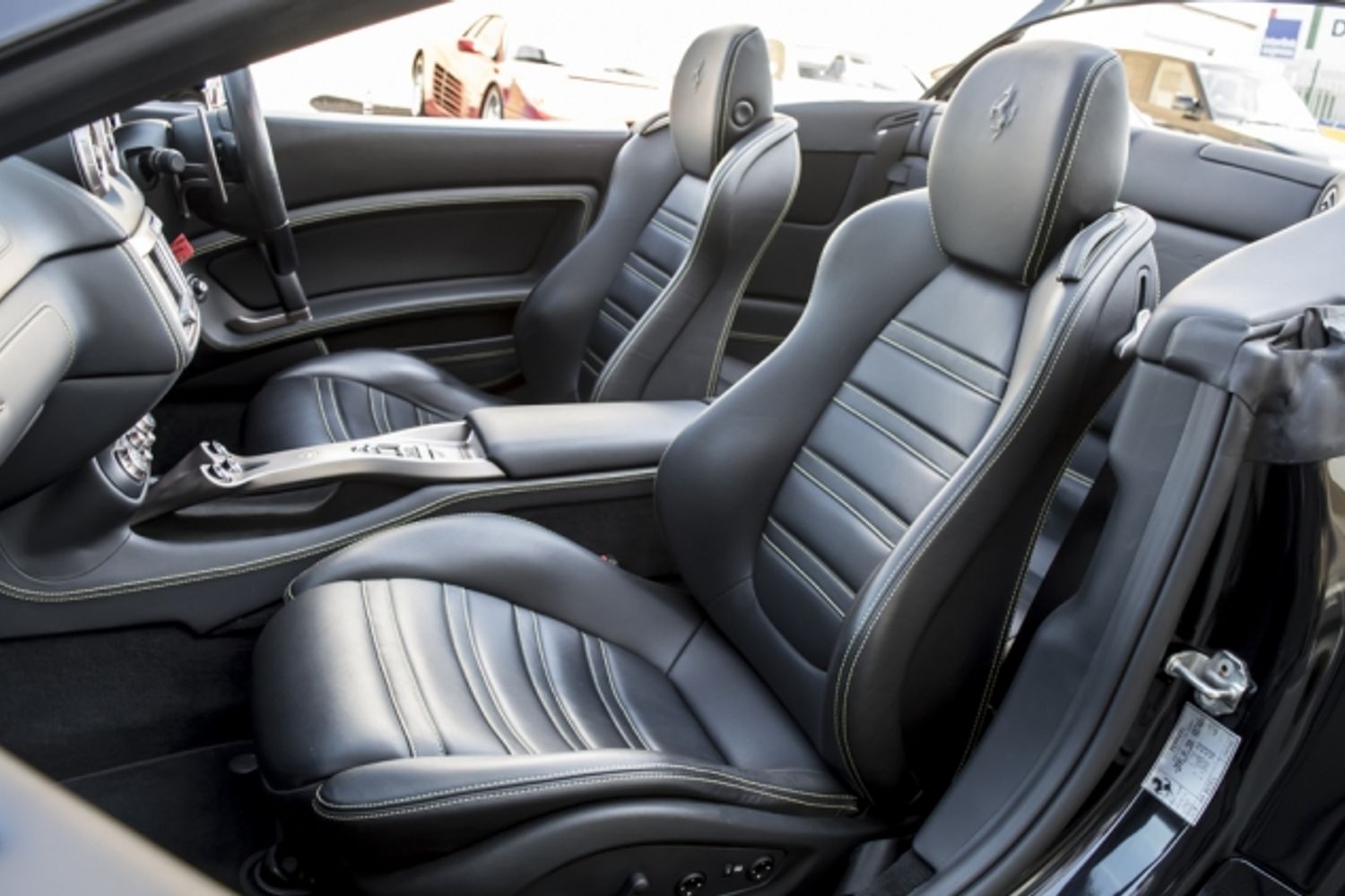 FERRARI CALIFORNIA CONVERTIBLE 2+ F1