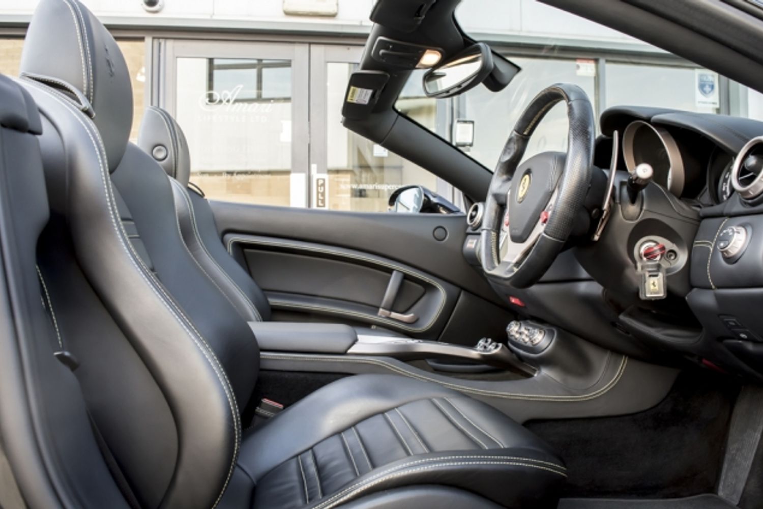 FERRARI CALIFORNIA CONVERTIBLE 2+ F1